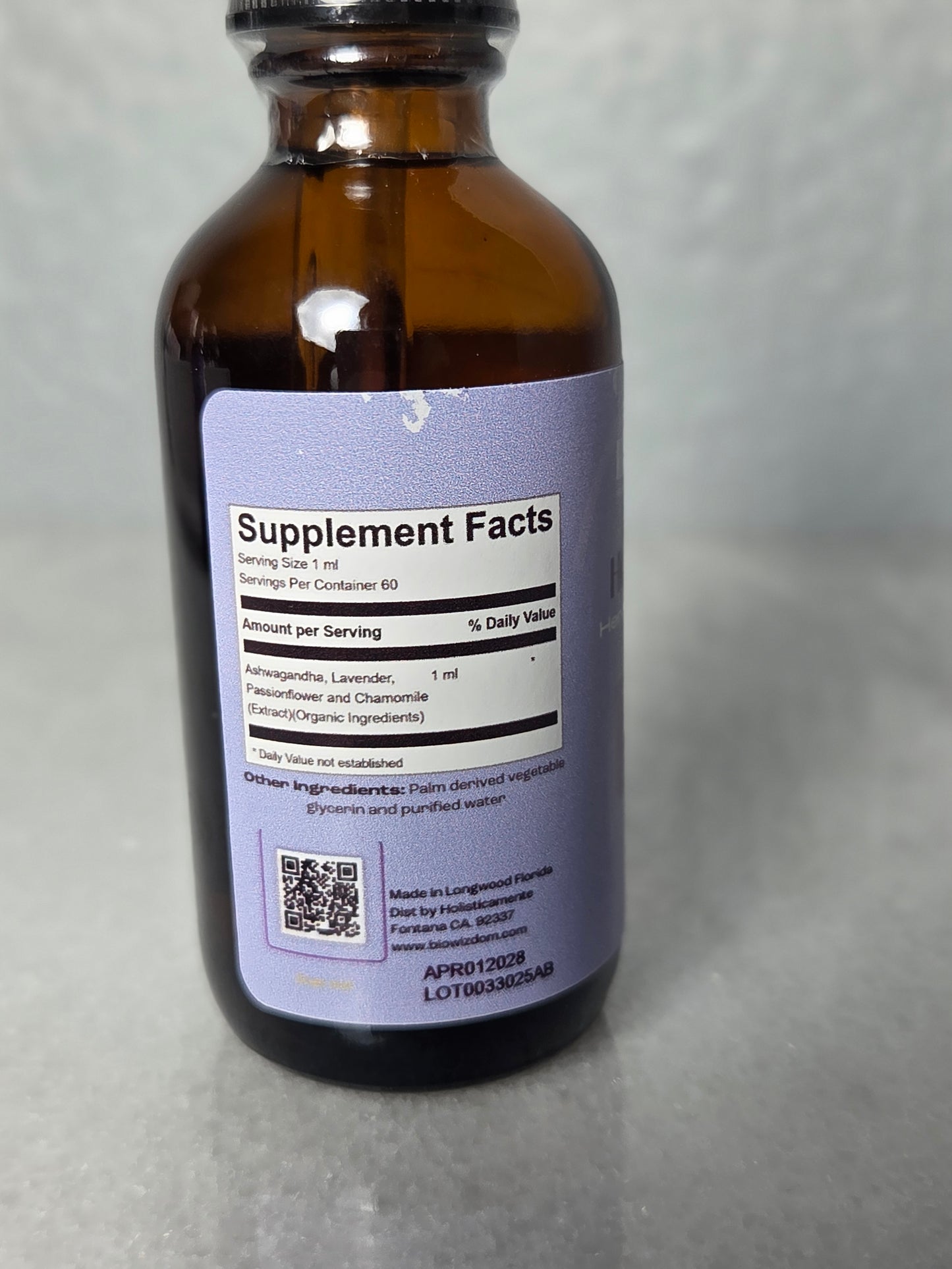 Tintura HolistiCalm de BioWizdom, botella de 2 oz 